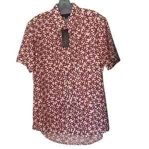 NWT- Tommy Hilfiger floral short sleeve shirt. Size medium